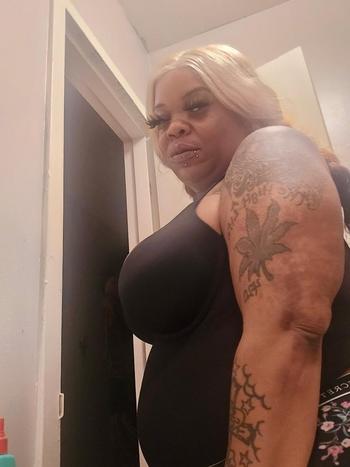 219-359-0328, 42  female escort, Chambana