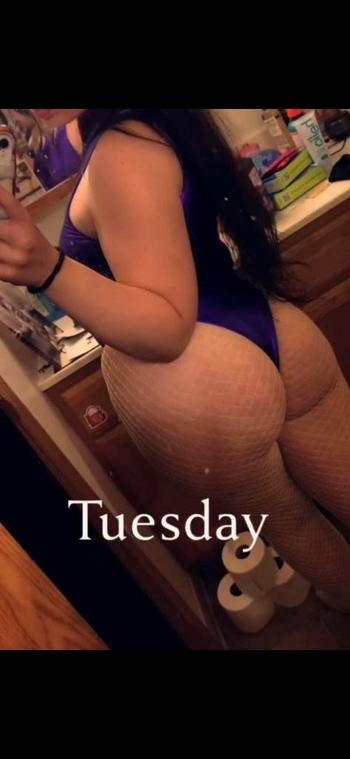 Dior, 23  female escort, Chambana